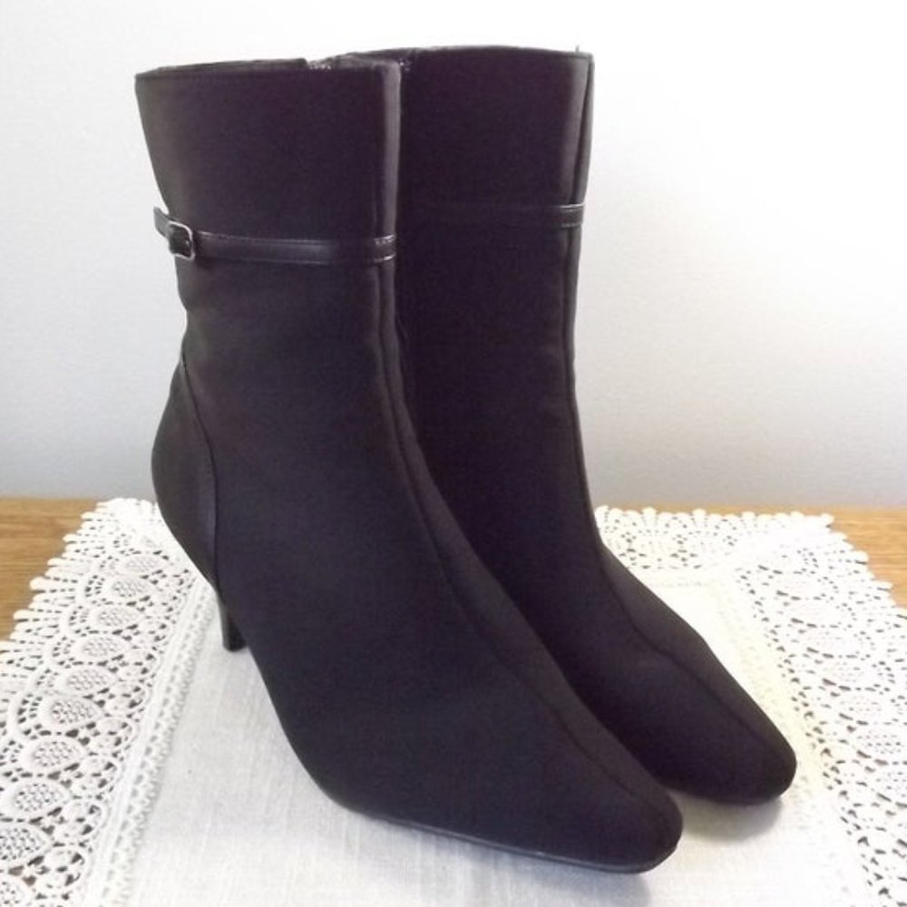 Annie Mitzi Retro Black Stretch Boots 7W